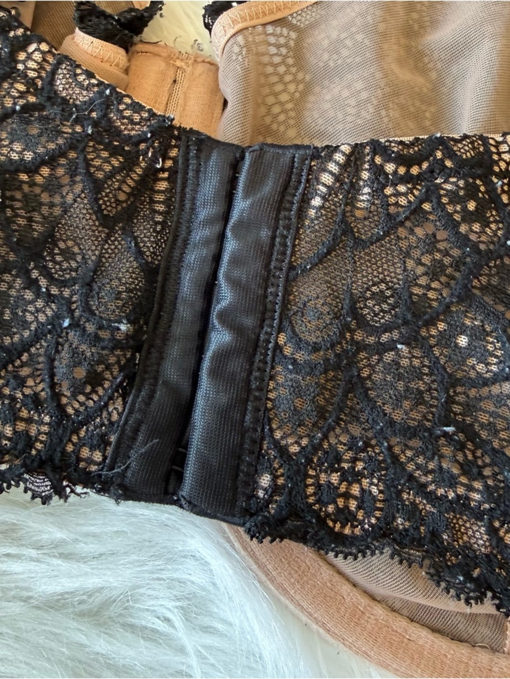 Torrid black lace unlined underwire balconette bra 46DD - Picture 6 of 9